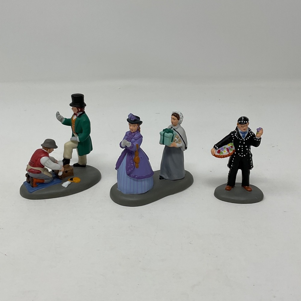 Dept 56 Dickens Village Heritage Collection A Busy Day In Town 56.58581